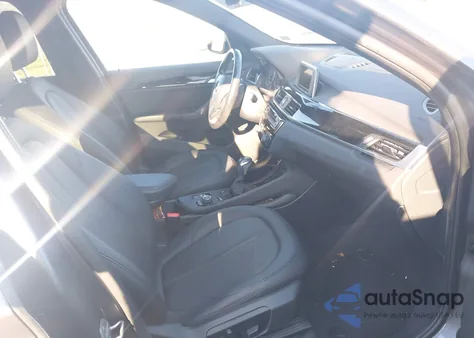 2017 BMW X1 xDrive28I z USA, uszkodzony, nr VIN WBXHT3Z31H4A57231